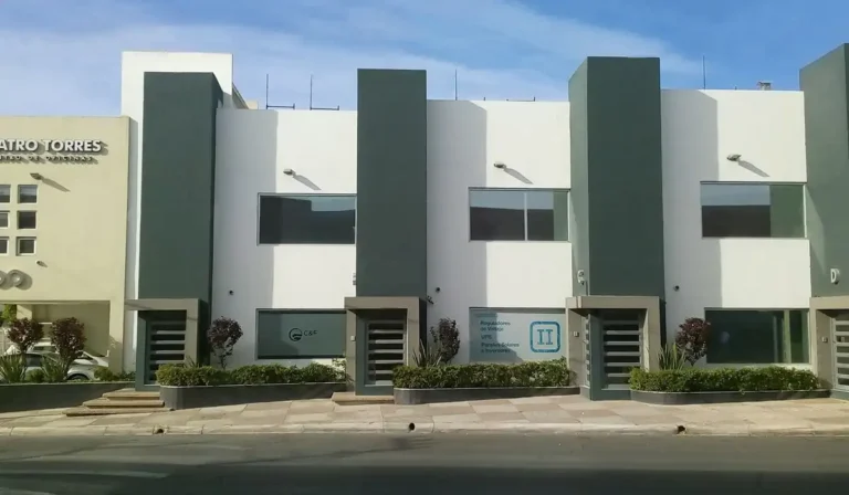 cuatro torres renta de oficinas 768x448